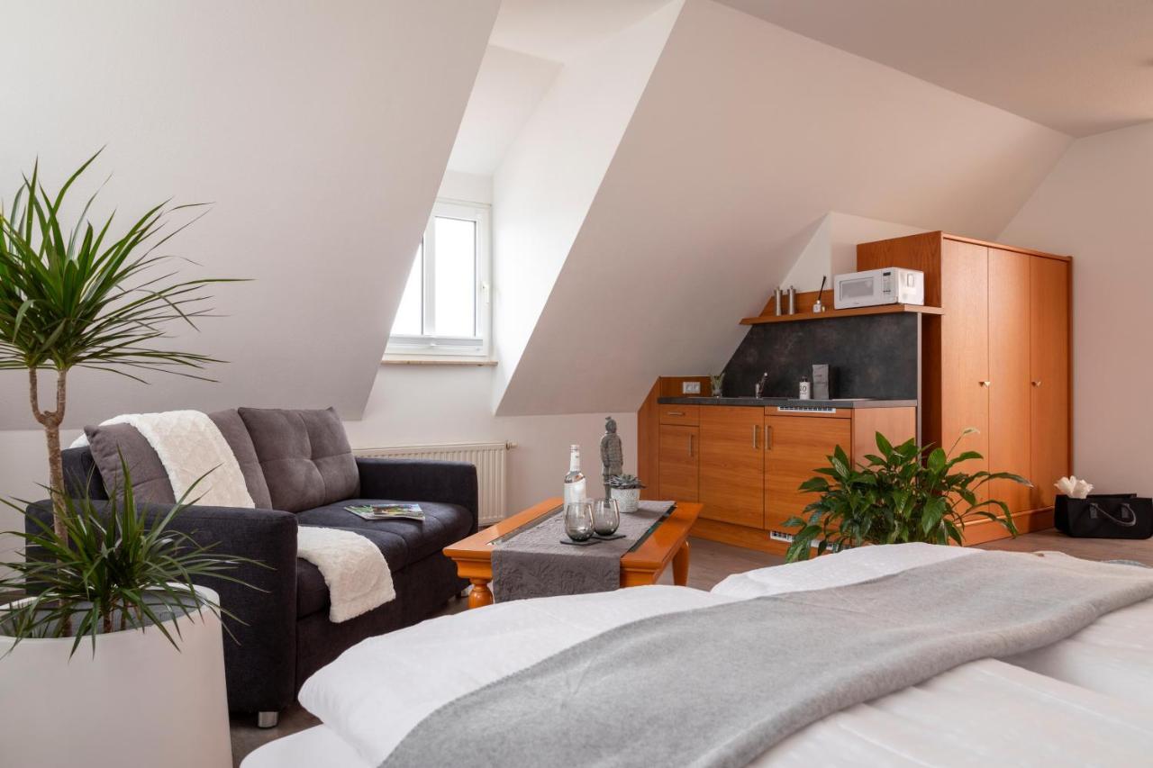 Hotel Am Ludwigskanal 벤델스타인 외부 사진