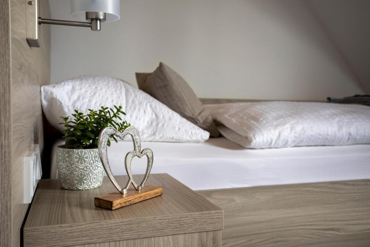 Hotel Am Ludwigskanal 벤델스타인 외부 사진